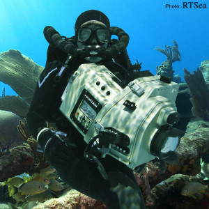 Richard Theiss filming in the Bahamas (photo: RTSea)