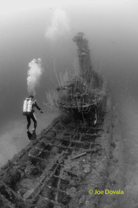 American submarine USS Apogon Bikini Atoll
